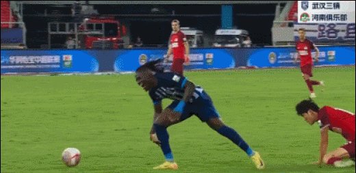 1727618464336067888.gif 徐浩峰.gif